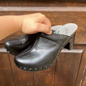Dansko Size 37 Rae Studded Mules